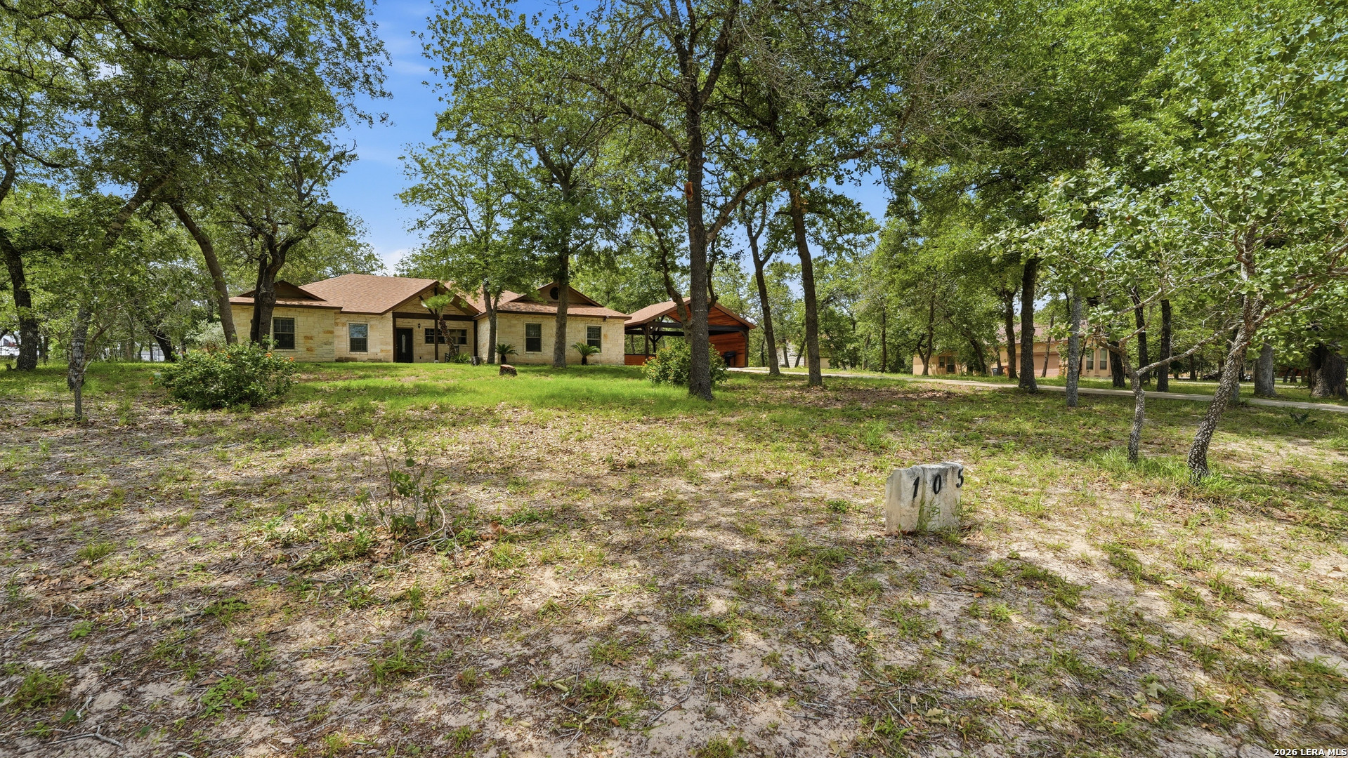 105 Wild Stallion La Vernia TX 78121