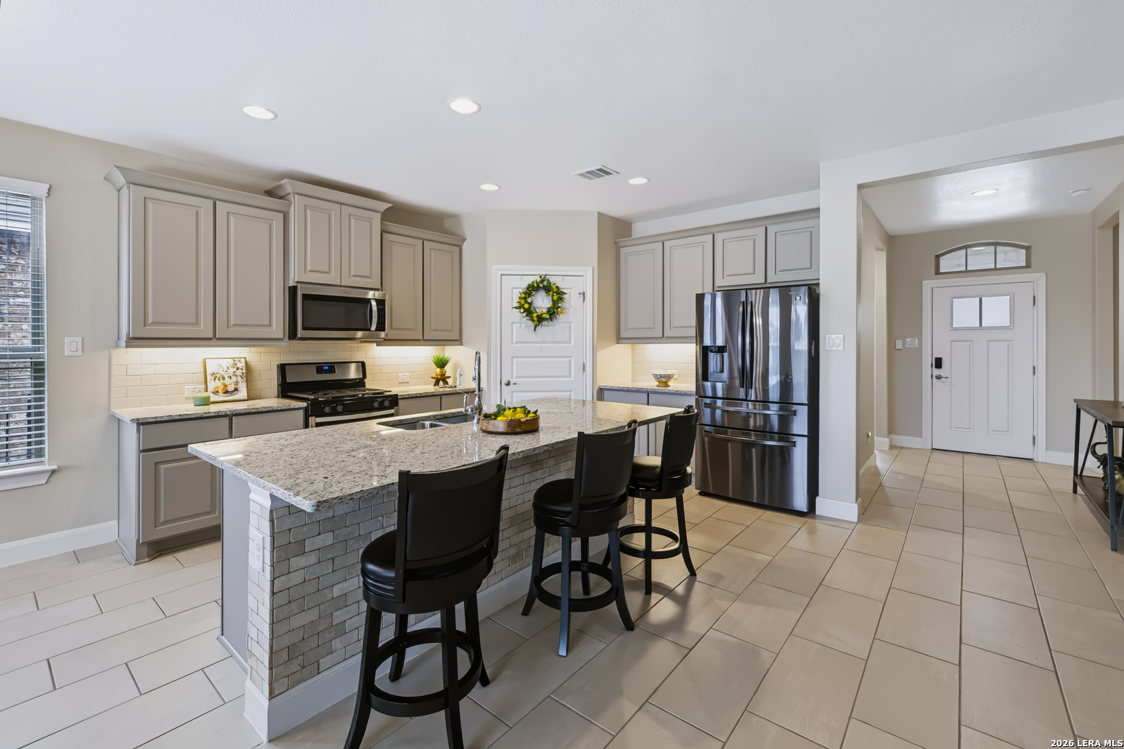 9407 Sundrop Valley San Antonio TX 78254