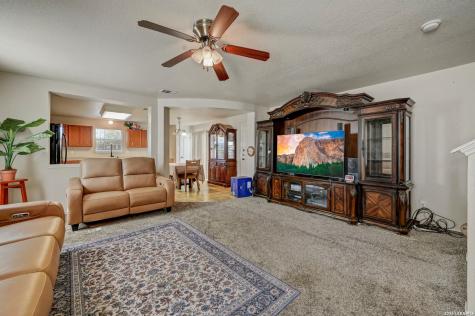 7 Bedford Bay San Antonio TX 78239