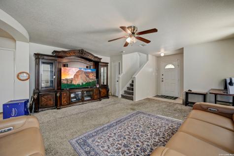 7 Bedford Bay San Antonio TX 78239