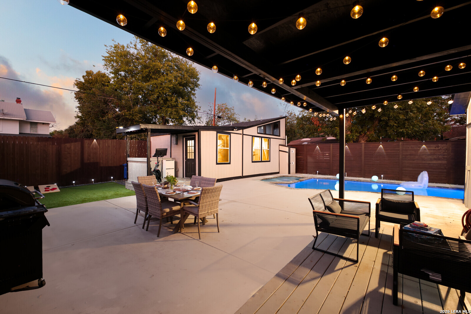 1515 W Kings Highway San Antonio TX 78201