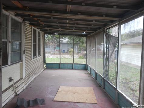 702 W Malone San Antonio TX 78225
