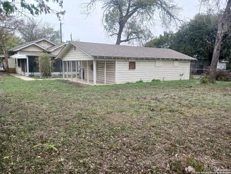 702 W Malone San Antonio TX 78225