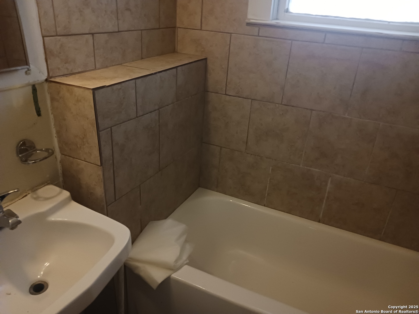 702 W Malone San Antonio TX 78225