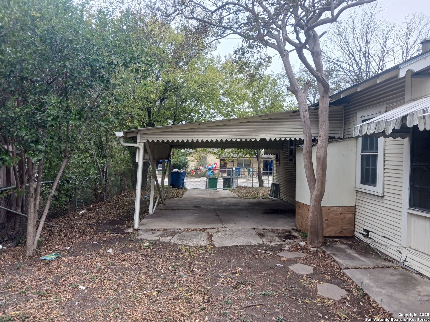 702 W Malone San Antonio TX 78225