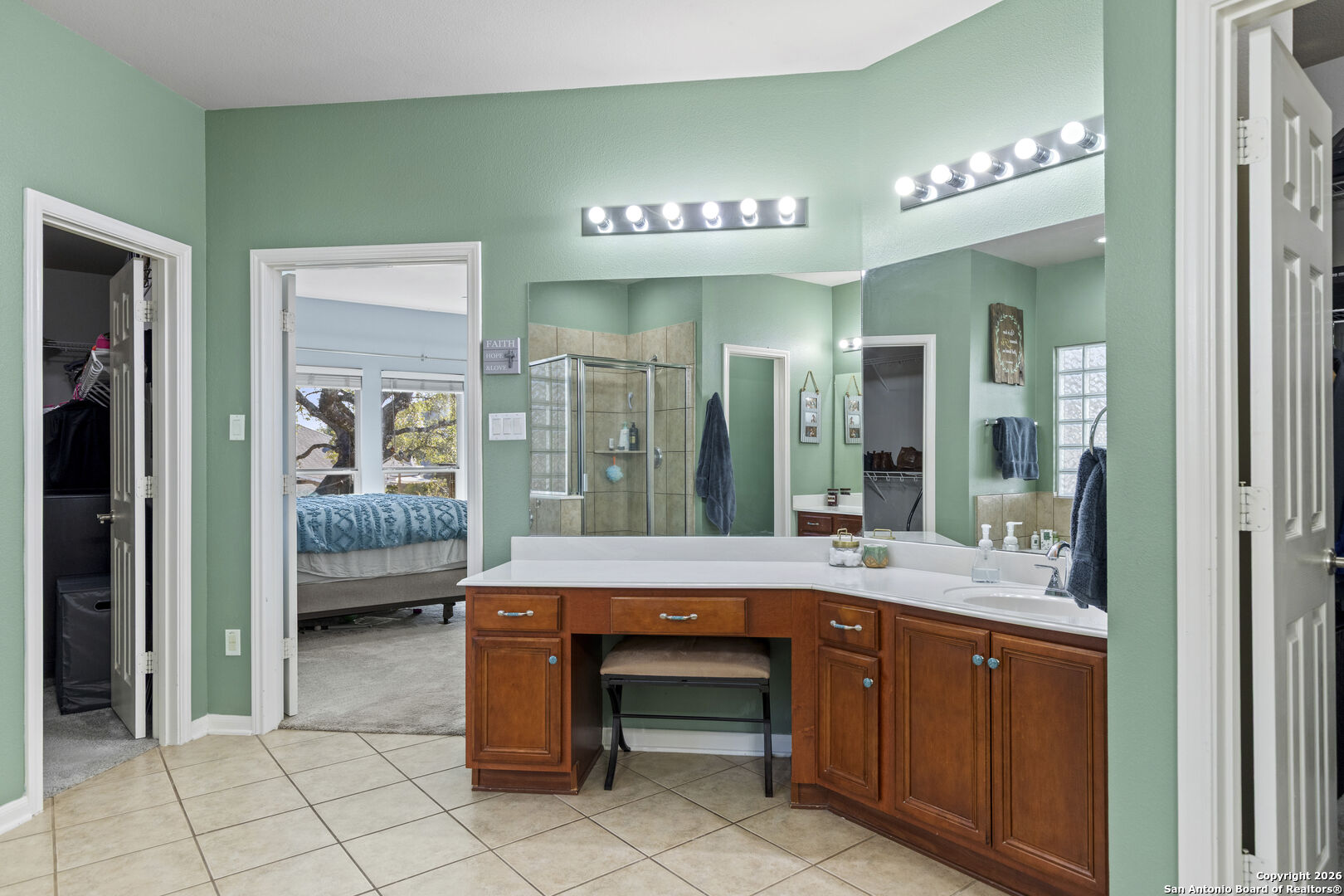 3206 Roan Valley San Antonio TX 78259