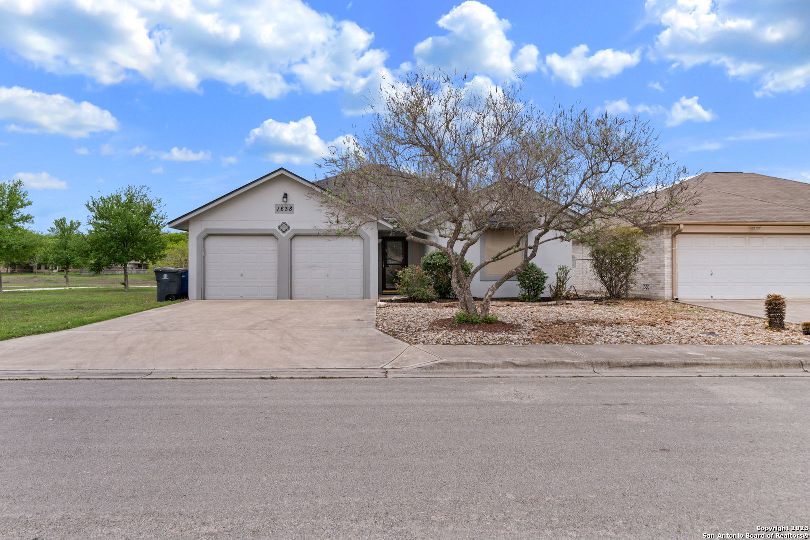 1638 Anna Lee New Braunfels TX 78130