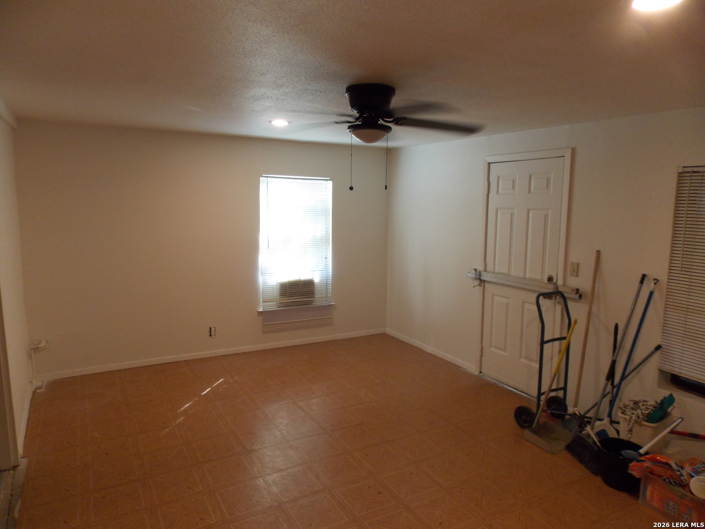 526 W Academy Street San Antonio TX 78226