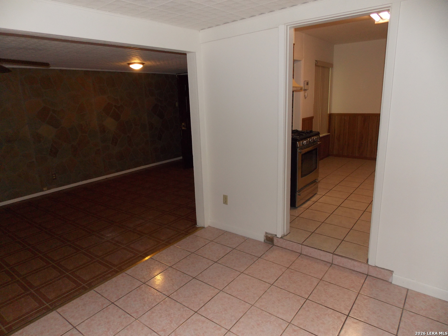 526 W Academy Street San Antonio TX 78226