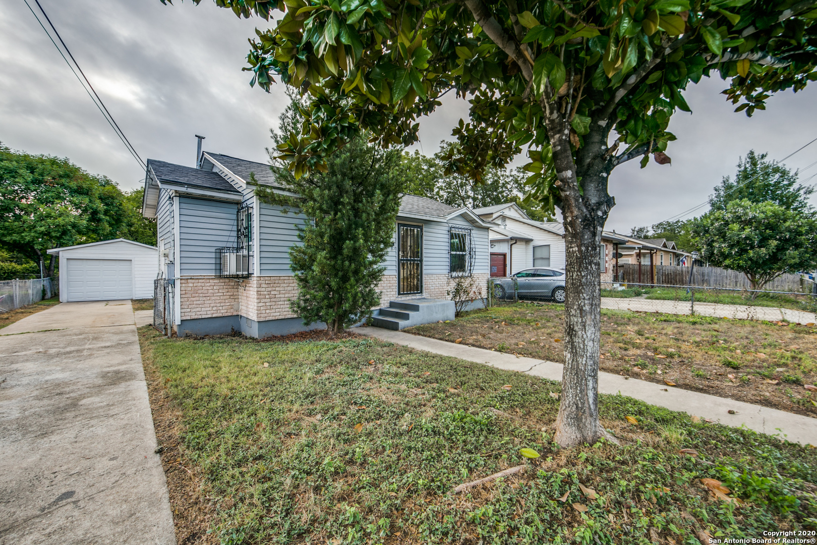 718 Rochambeau San Antonio TX 78214