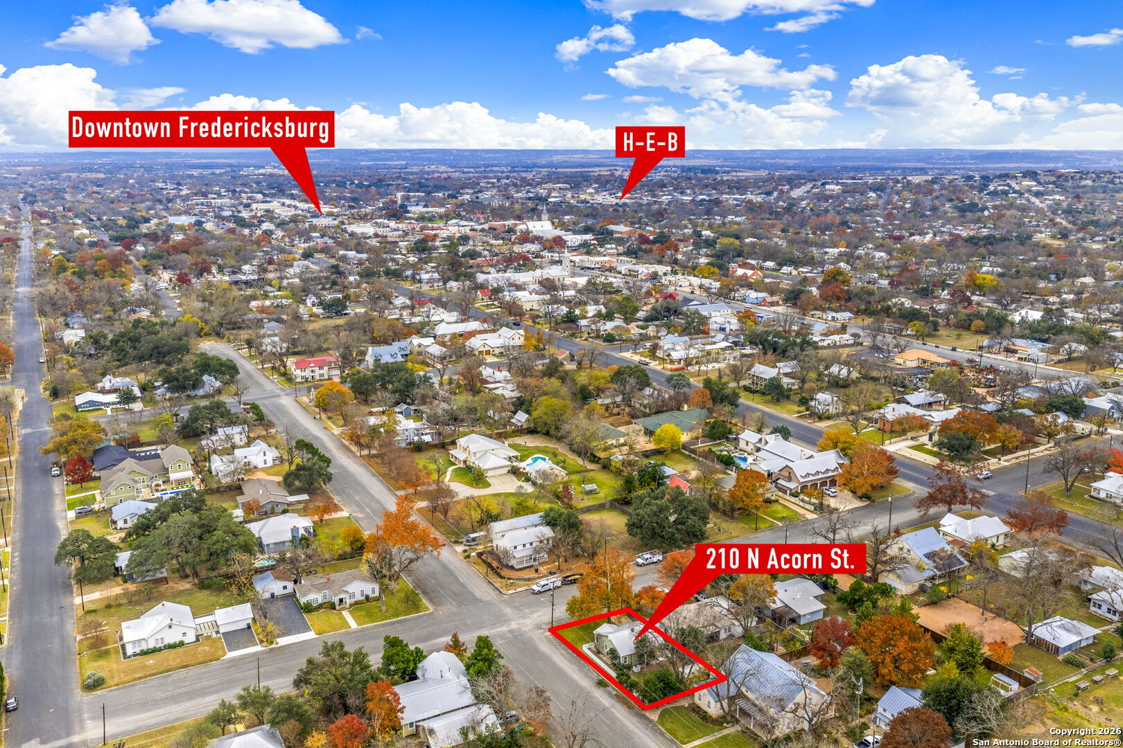 210 N Acorn Fredericksburg TX 78624