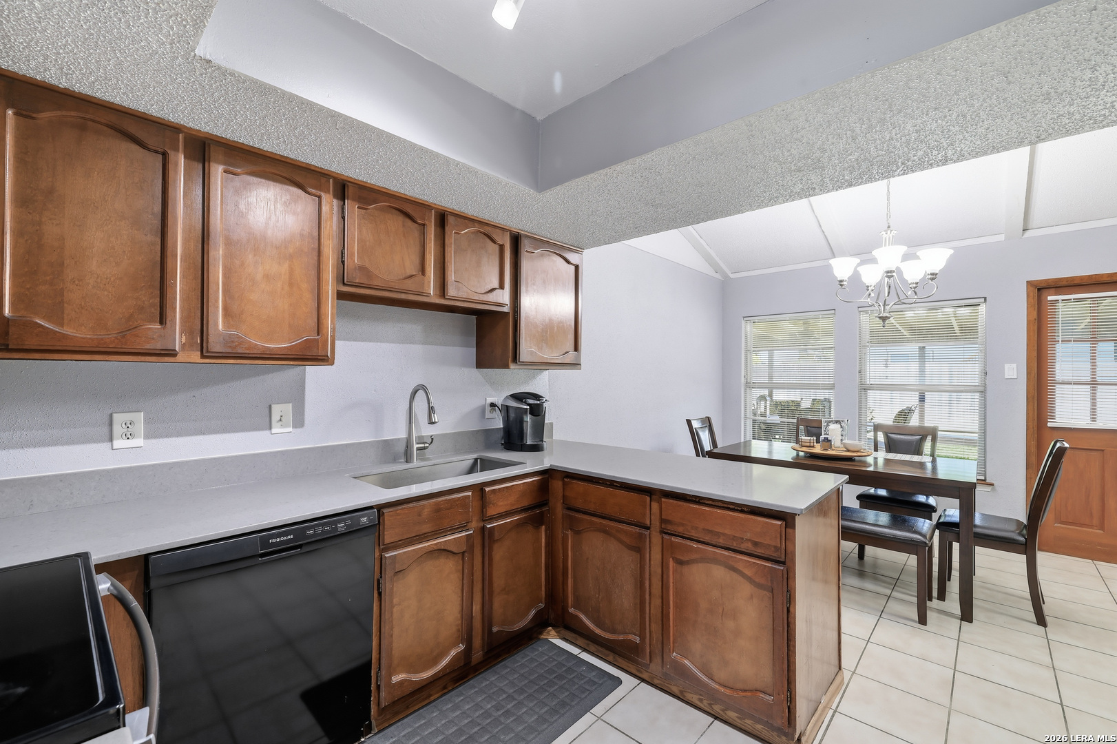 6103 Pecan Trail Street San Antonio TX 78249