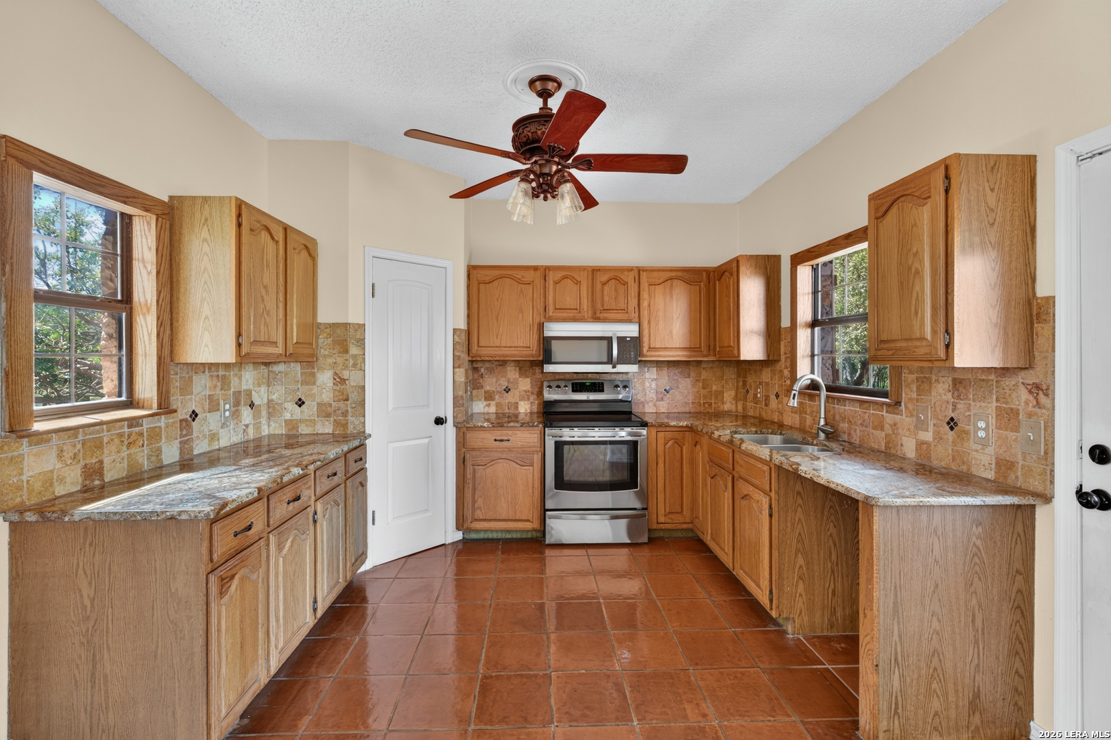 13415 Sleepy Oaks Lane San Antonio TX 78253