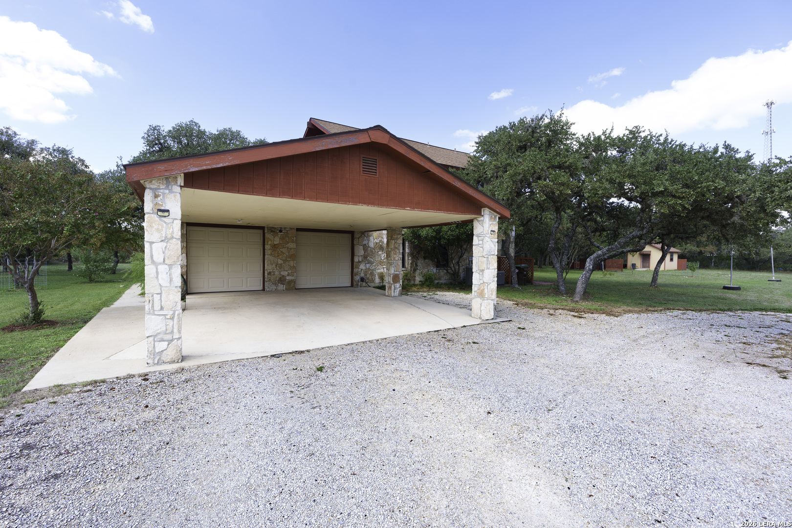 13415 Sleepy Oaks Lane San Antonio TX 78253
