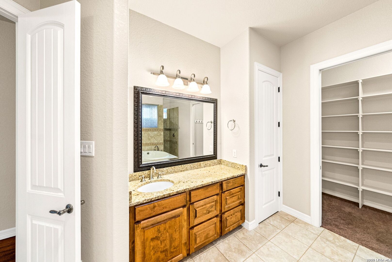 132 Circle Six Drive La Vernia TX 78121