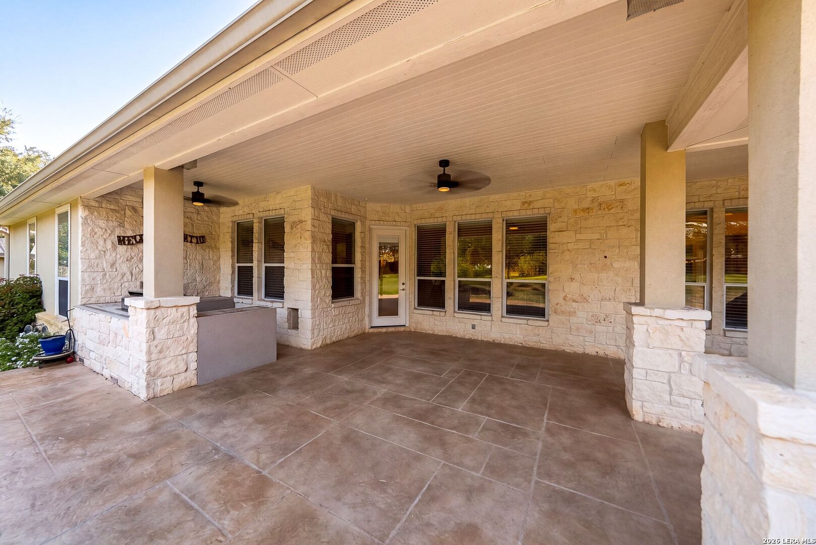 132 Circle Six Drive La Vernia TX 78121