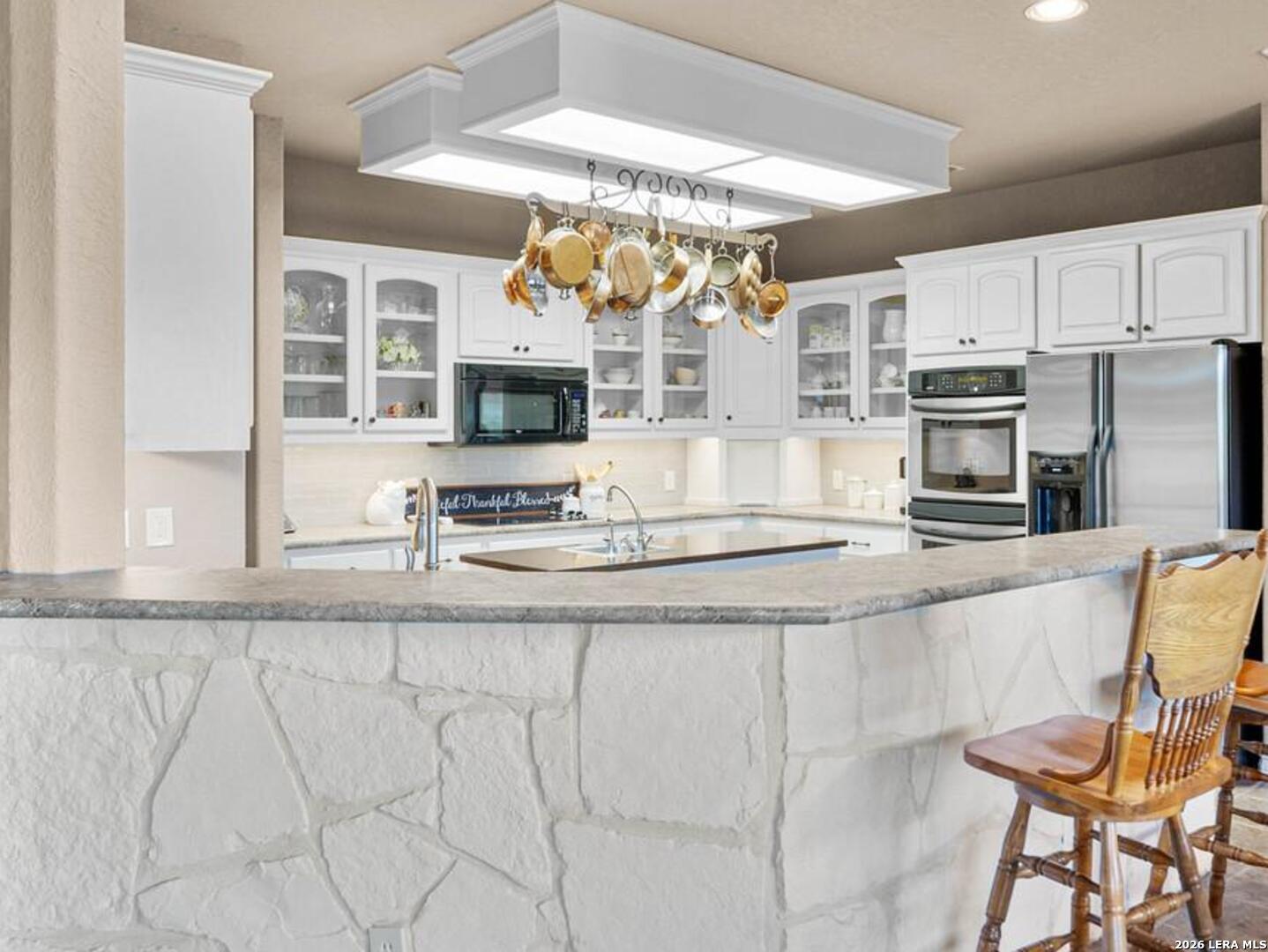 560 Winding View New Braunfels TX 78132