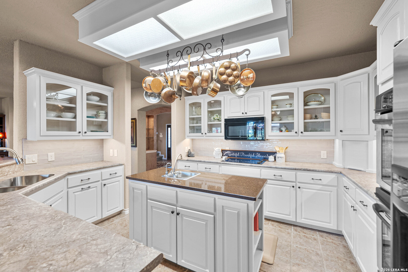 560 Winding View New Braunfels TX 78132