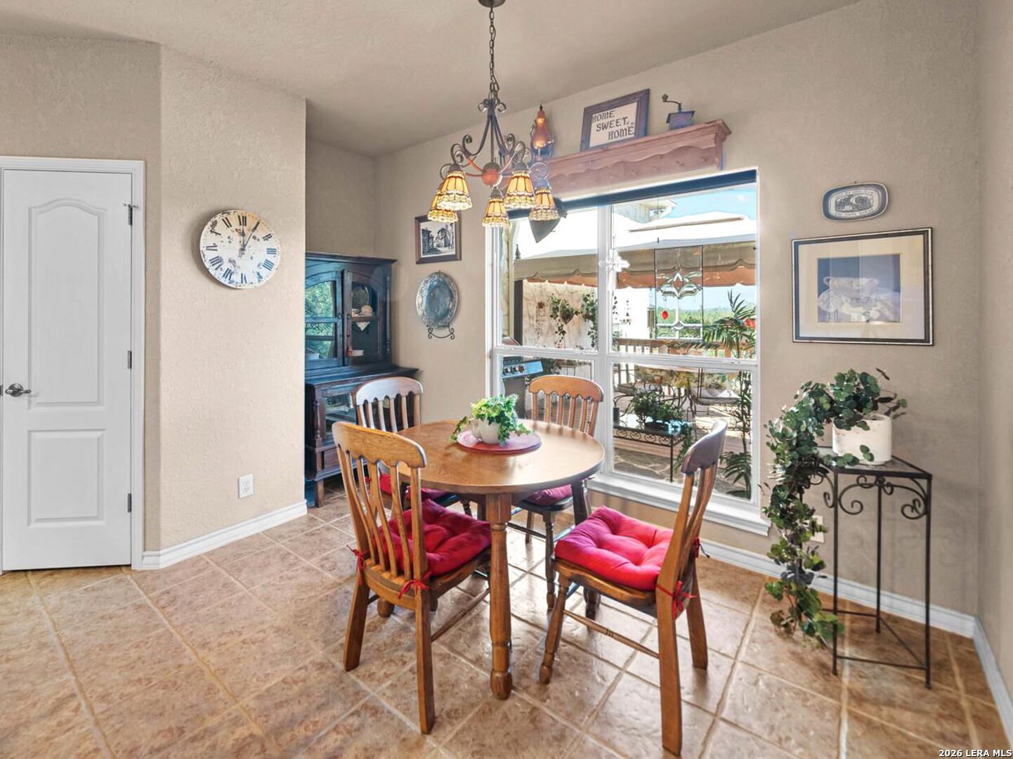 560 Winding View New Braunfels TX 78132
