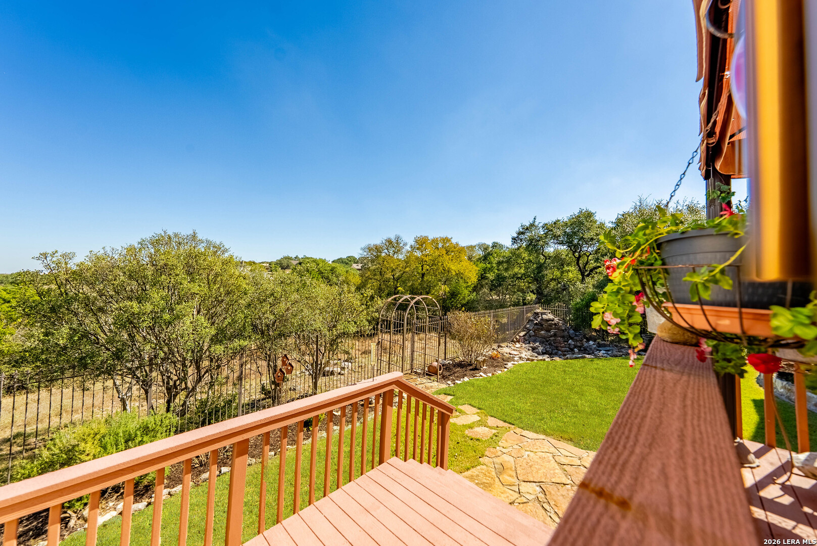 560 Winding View New Braunfels TX 78132