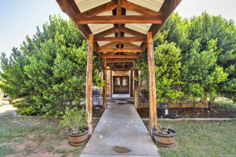 10207 E Us Highway 290 Fredericksburg TX 78624