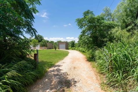 9195 S Loop 1604 E Elmendorf TX 78112