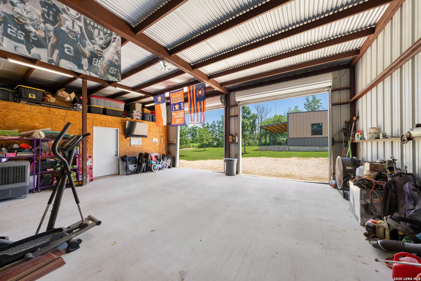 9195 S Loop 1604 E Elmendorf TX 78112