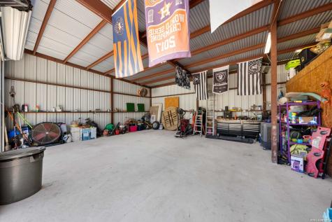 9195 S Loop 1604 E Elmendorf TX 78112