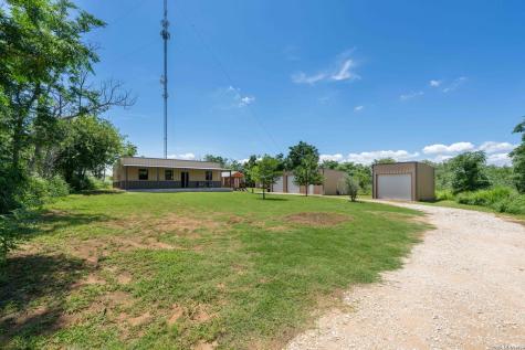 9195 S Loop 1604 E Elmendorf TX 78112