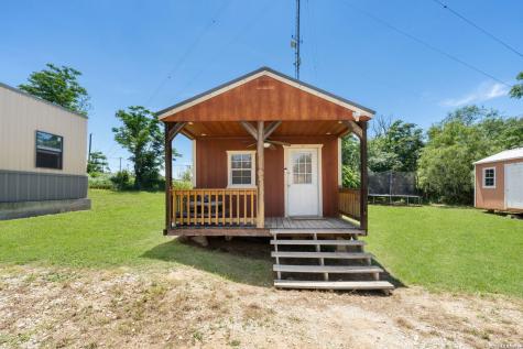 9195 S Loop 1604 E Elmendorf TX 78112