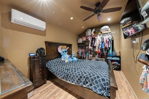 9195 S Loop 1604 E Elmendorf TX 78112