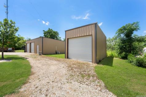 9195 S Loop 1604 E Elmendorf TX 78112
