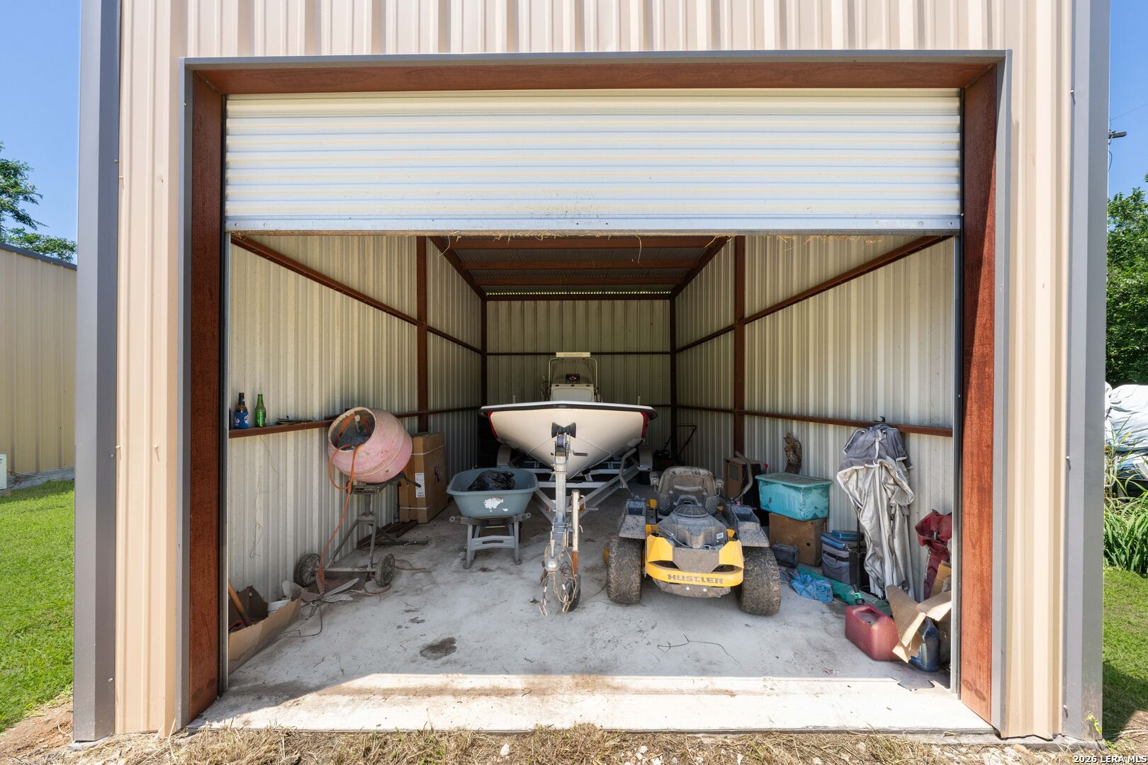 9195 S Loop 1604 E Elmendorf TX 78112