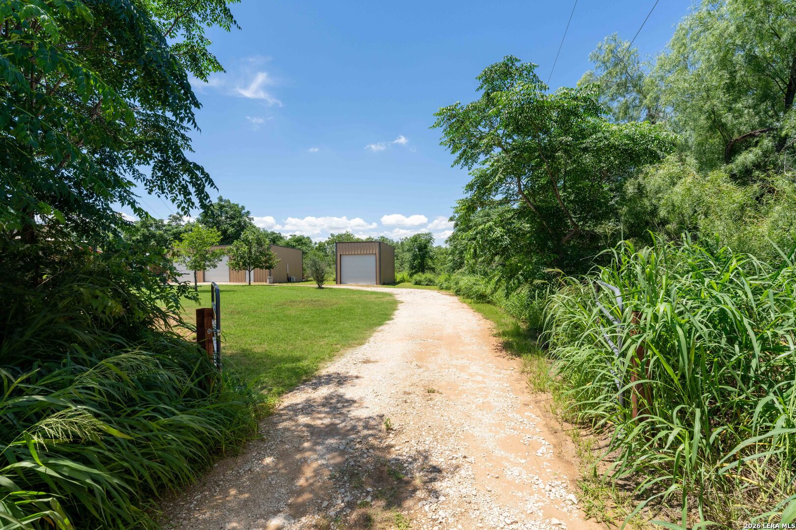 9195 S Loop 1604 E Elmendorf TX 78112