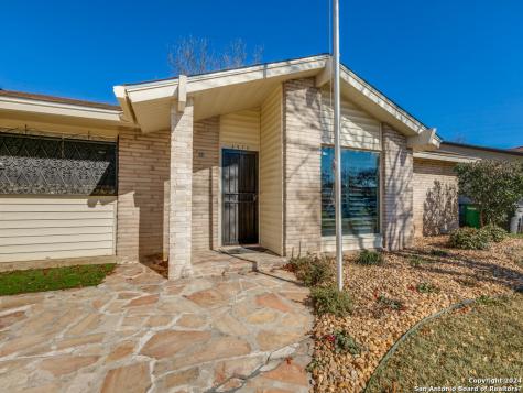 4259 Bright Sun Street San Antonio TX 78217