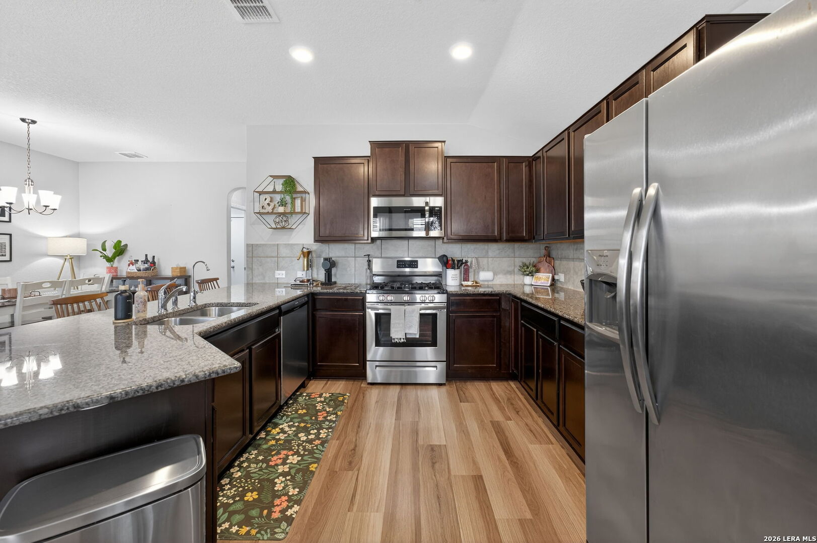 8951 Taylor Grove San Antonio TX 78254