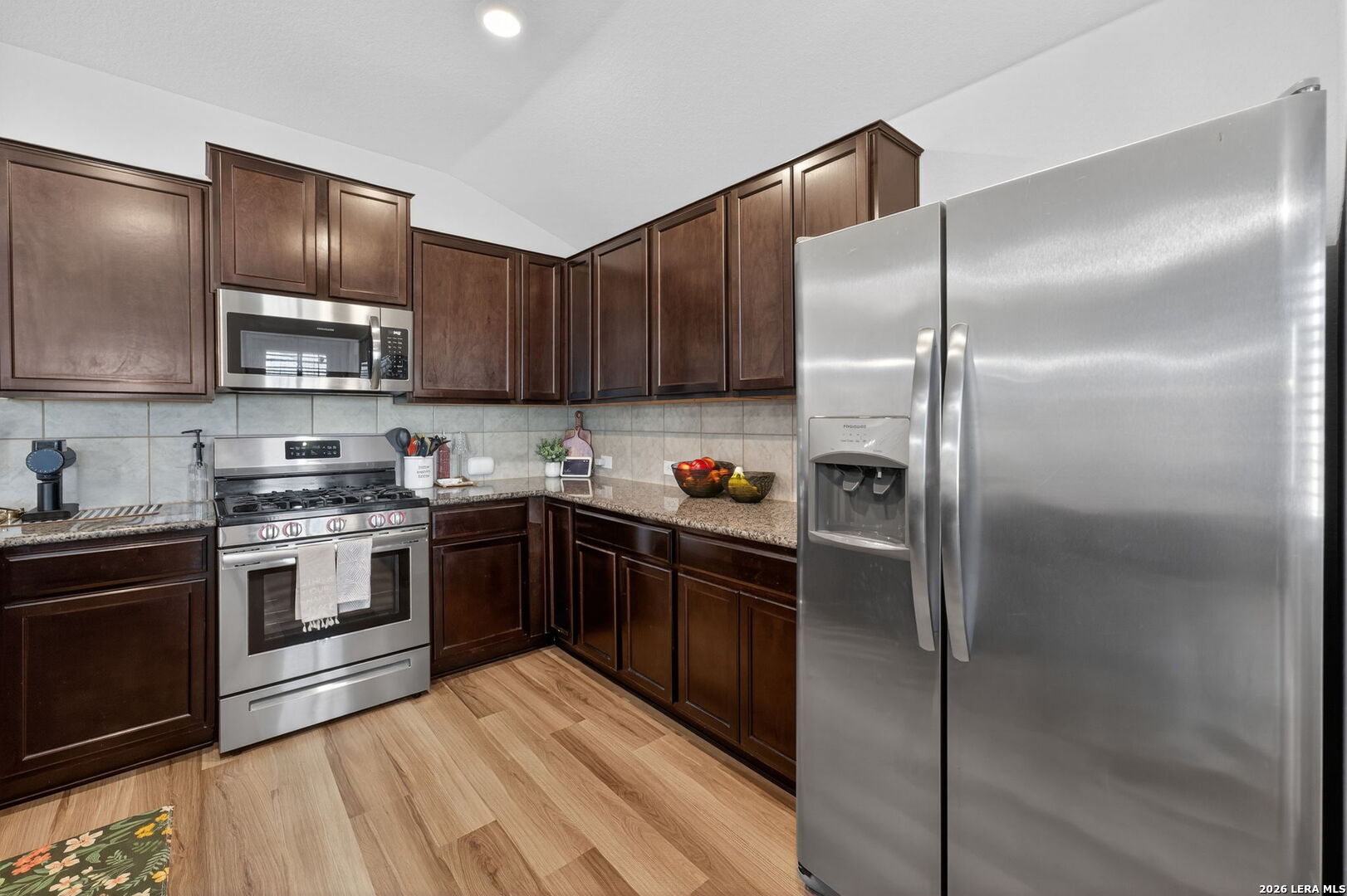 8951 Taylor Grove San Antonio TX 78254