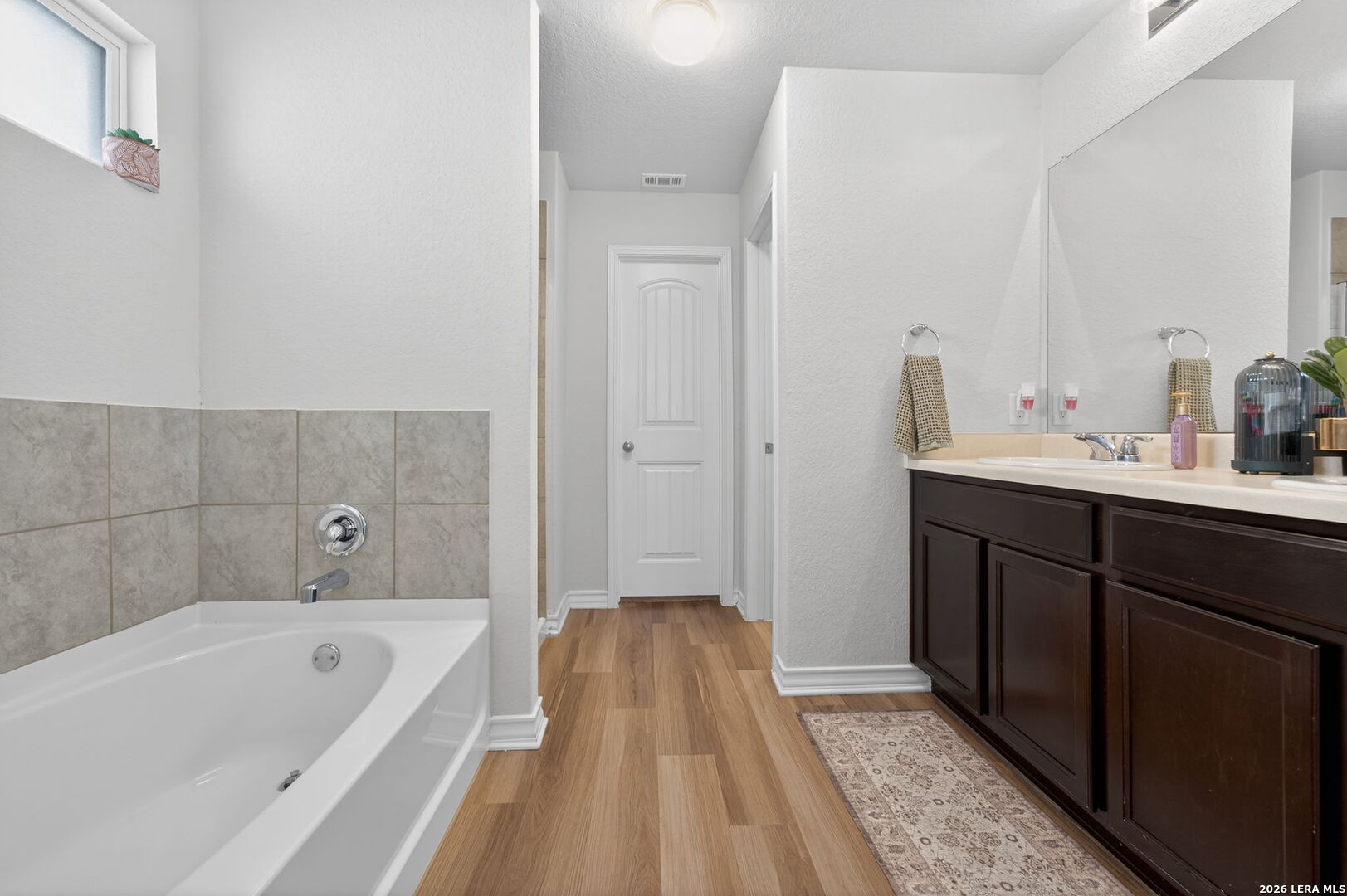 8951 Taylor Grove San Antonio TX 78254