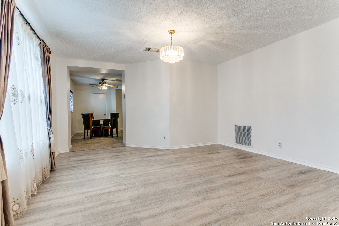 13502 Hickory Tavern San Antonio TX 78247