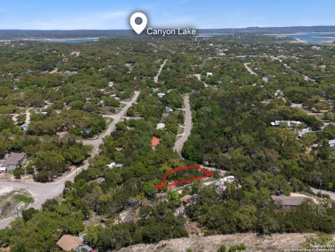 1056 Scenic Run Canyon Lake TX 78133