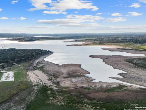 1056 Scenic Run Canyon Lake TX 78133