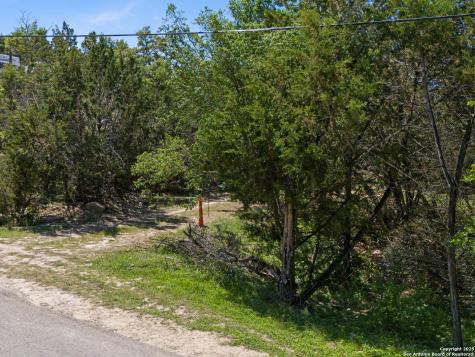 1056 Scenic Run Canyon Lake TX 78133