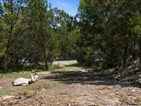 1056 Scenic Run Canyon Lake TX 78133