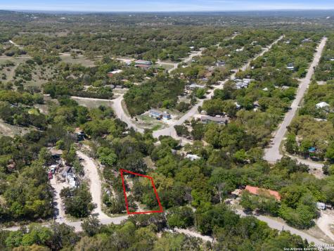1056 Scenic Run Canyon Lake TX 78133