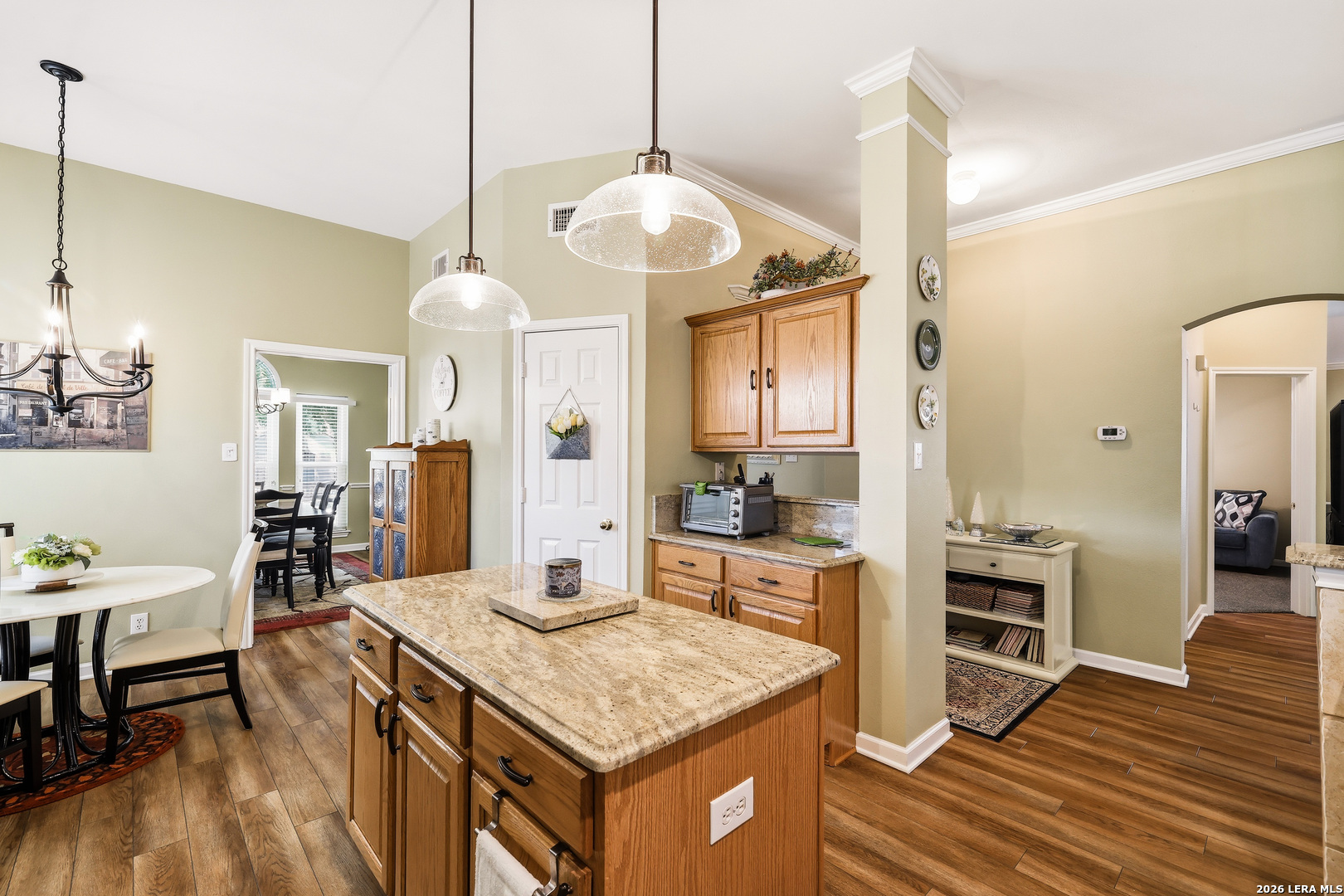 1810 Indian Paint Brush Road San Antonio TX 78232