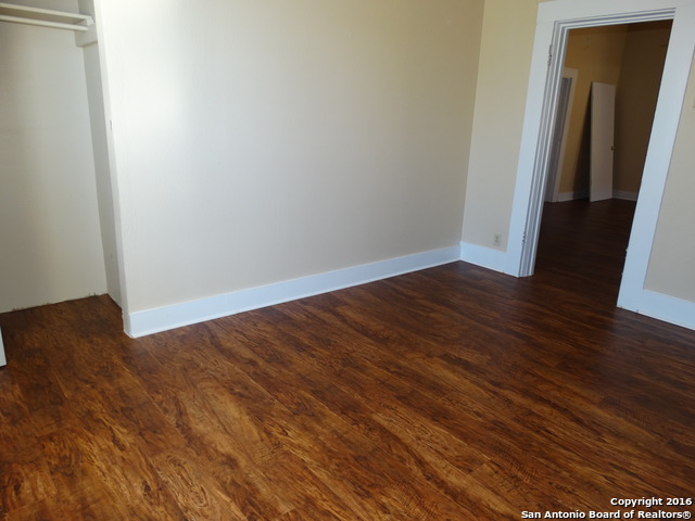 262 Ray Avenue San Antonio TX 78204