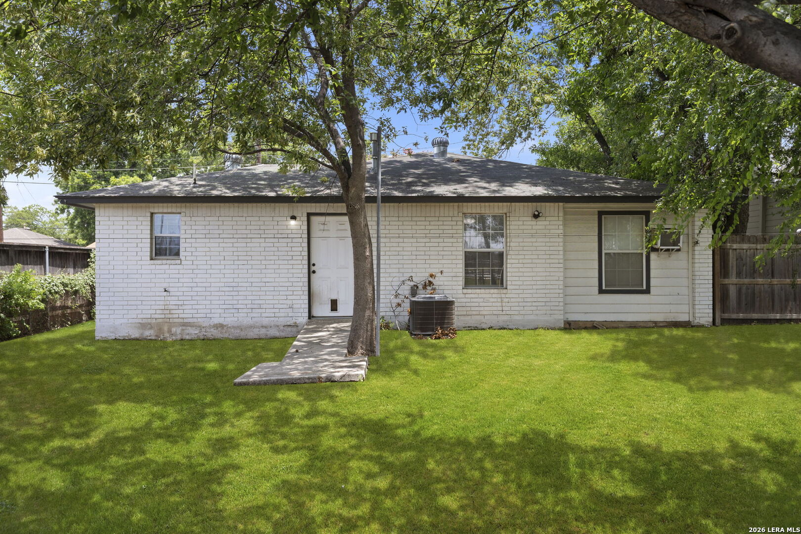 320 Sharer San Antonio TX 78208