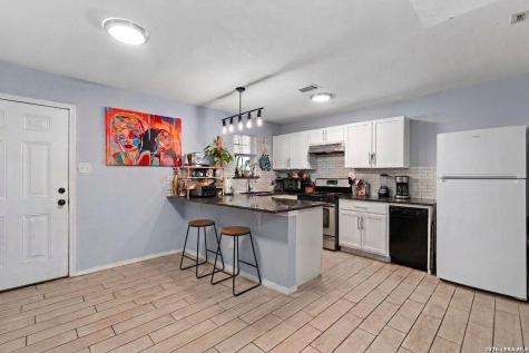 320 Sharer San Antonio TX 78208