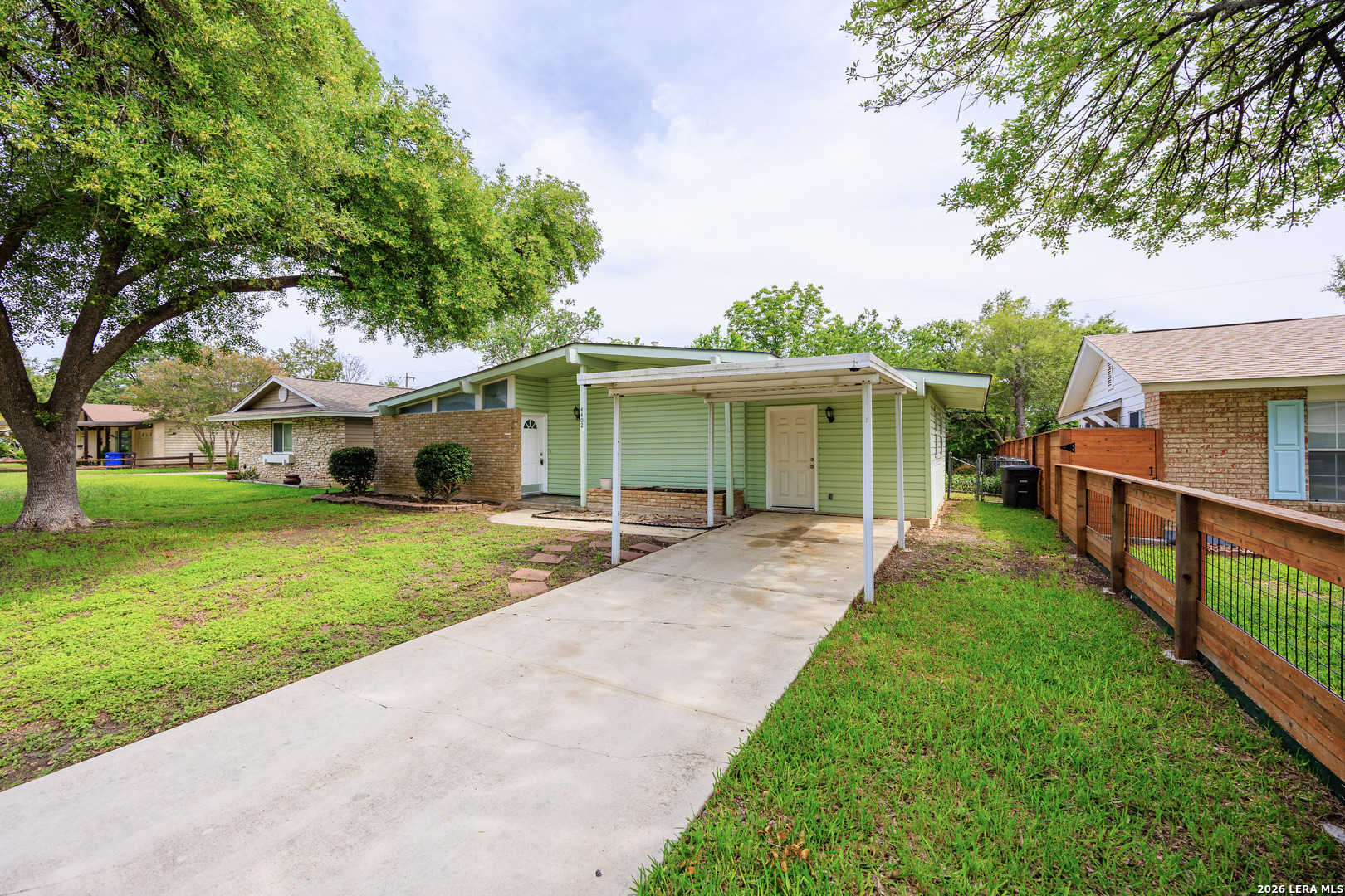 4402 Bright Sun Street San Antonio TX 78217