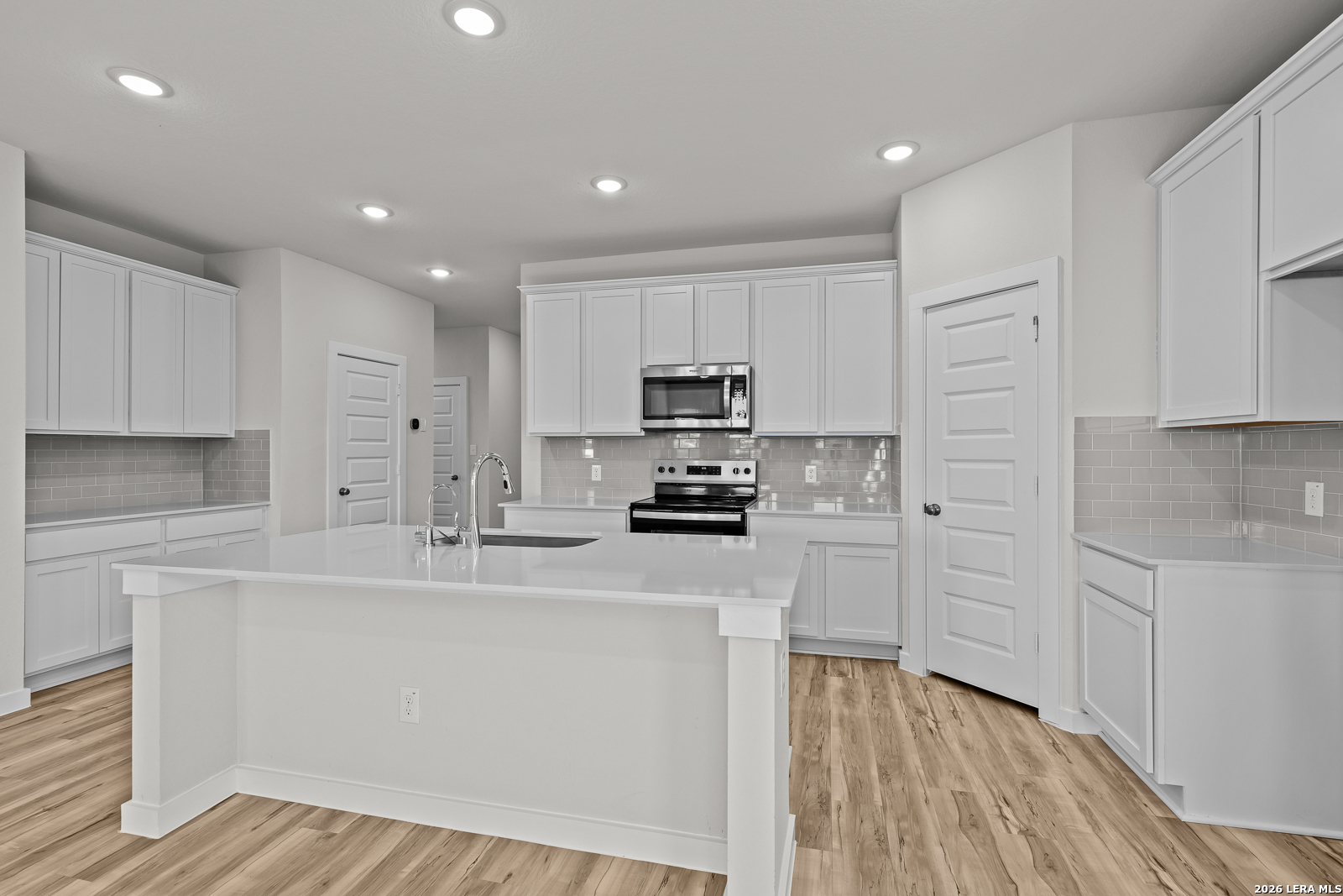 8429 Rocket View San Antonio TX 78263
